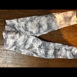 Lululemon capris